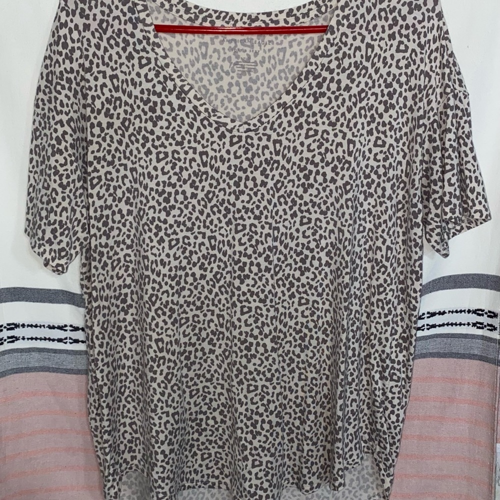 Womens Small American Eagle T-Shirt